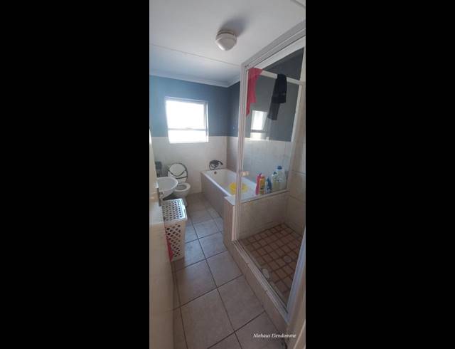 2 BEDROOM APARTMENT FOR SALE IN GULDENLAND